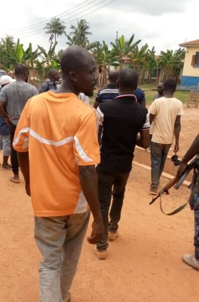 C/R: One killed, 9 injured after youth and ‘fraudsters’ clash at Assin Bereku. 51